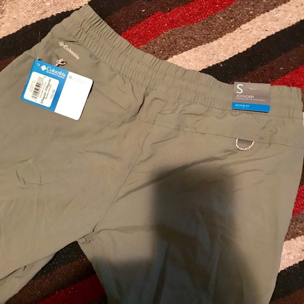 SOLD Columbia Silver Ridge Pant - Picture 4 of 4